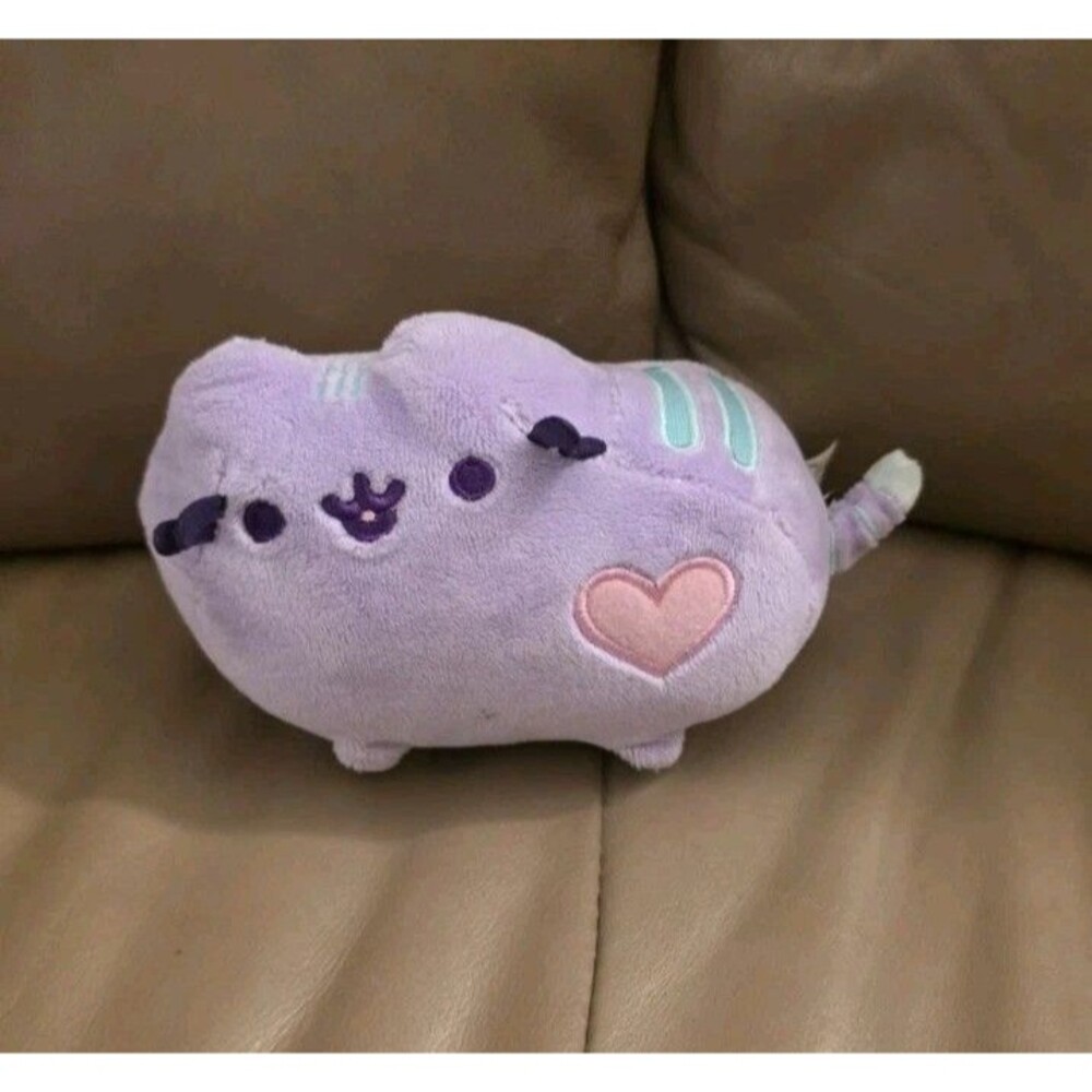 2017 GUND Pusheen Purple Cat Plush 6" Pink Heart Teal Stripes RARE Kawaii Nwot